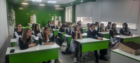 Онлайн-лекция для юных экологов Туапсе: разбираемся с микропластиком.